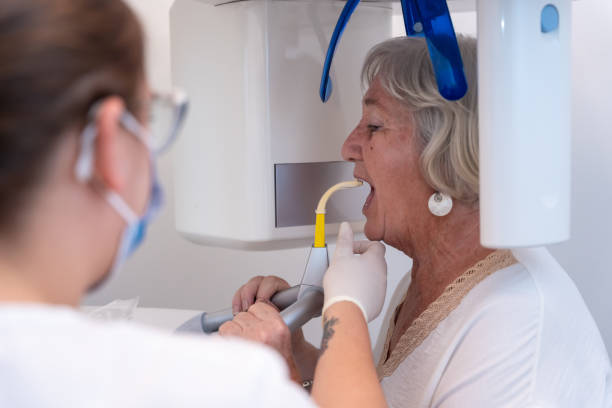 Best Emergency Dental Care for Abscessed Tooth in Rainbow Lakes Estates, FL